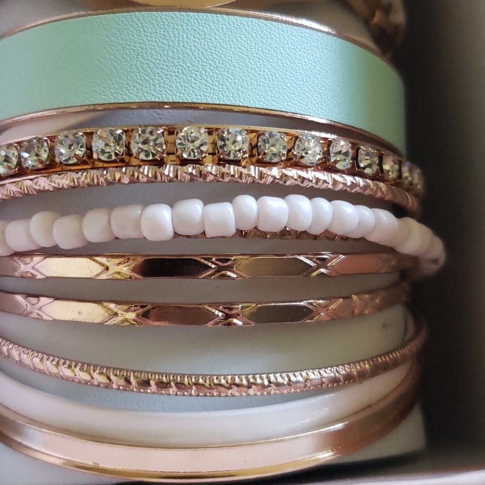 Watch ⌚ - Picture 4 of 9